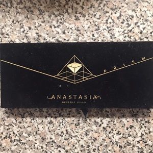 ABH Prism Eyeshadow Palette